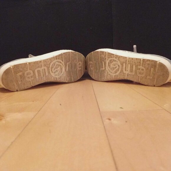 Remonte Grey & Silver Leather Fashion Sneakers | Side Zip | Size 39 - Picture 11 of 13